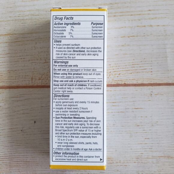 Kiehl's Better Sun Screen UV Serum SPF 50+ Collagen Peptide 0.5 fl. oz - Picture 3 of 8